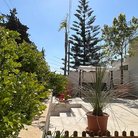 Perla D'oriente - ゲストハウス 3*