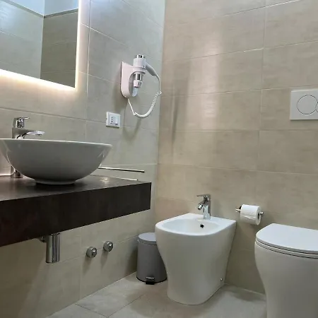 Perla D'oriente - Guest house *